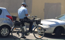  شاهد: شرطة السير والبلدية تشدد اجراءاتها العقابية بحق السائقين في يافا 